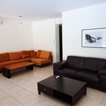 Villa Larnaca Bay Resort Oroklini Buitenkant foto